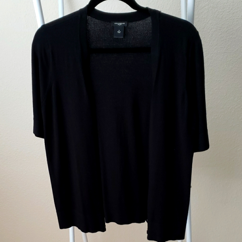 Ann Taylor short sleeved cardigan